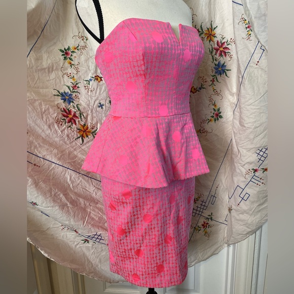 VINTAGE NICOLE MILLER HOT PINK POLKA DOT PEPLUM MINI DRESS - Picture 5 of 10